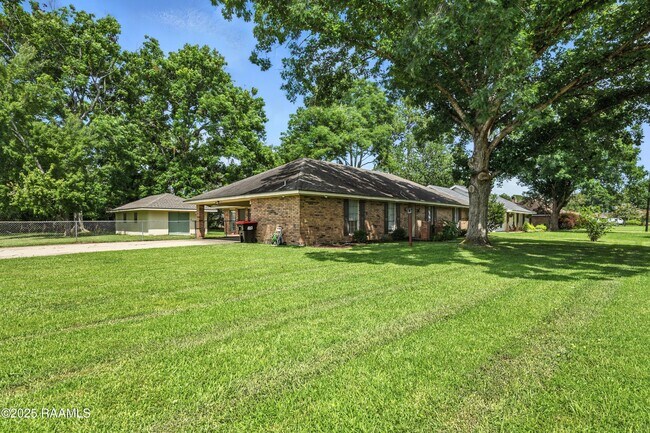 Photo - 301 Estainville Ave