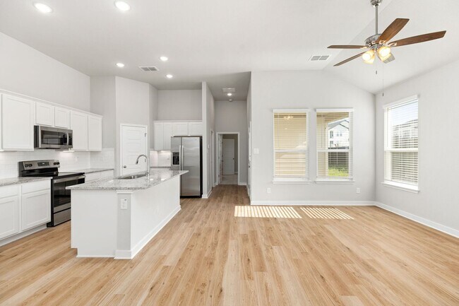 Photo - Stunning Duplex in prime location EMMA Park