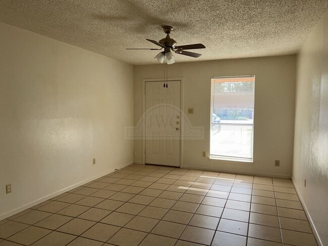 Photo - 1504 Indian Trail
