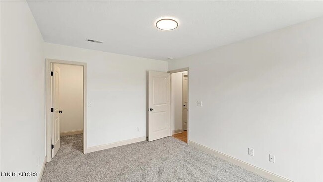 Photo - 6500 Locust Grove Ln