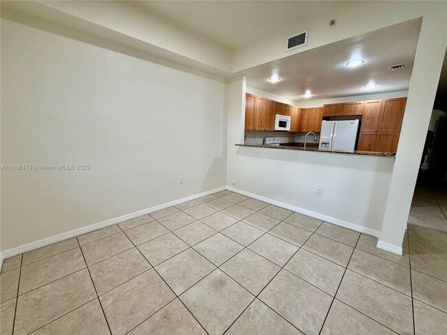 Photo - 10805 NW 89th Terrace Unit 102-4