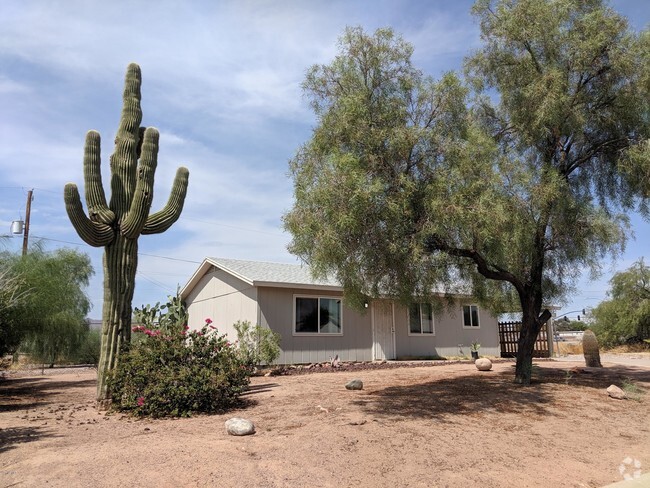 Building Photo - 11540 E Crescent Ave Rental