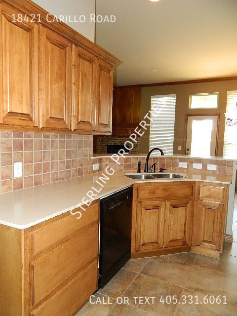 Photo - 18421 Carillo Rd