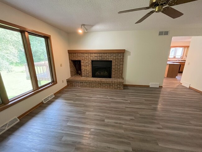 Photo - 2664 Aberdeen Ct