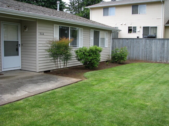 Photo - Quiet Two Bedroom Duplex in South Salem Unit 5114