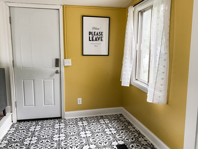 Photo - 1012 Englewood Ave