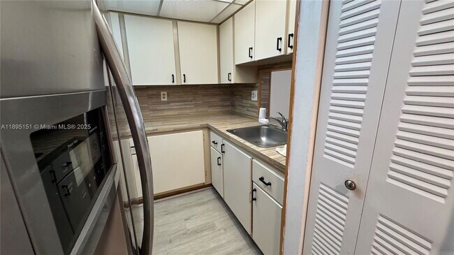 Photo - 9688 Fontainebleau Blvd Unit 201