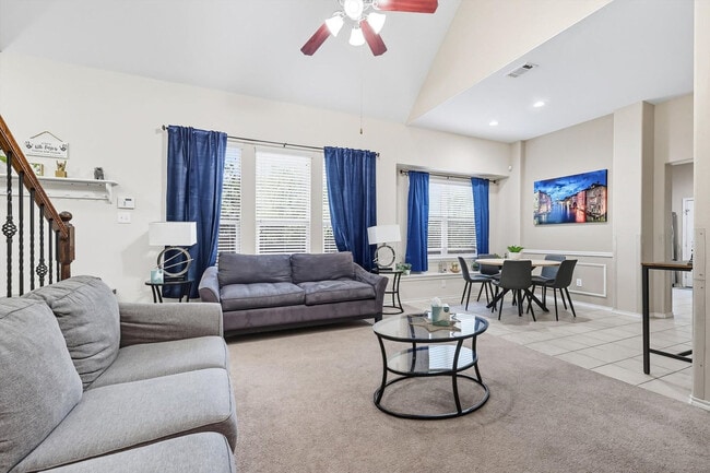 Photo - 8304 Timberbrook Ln Unidad ID1302350P