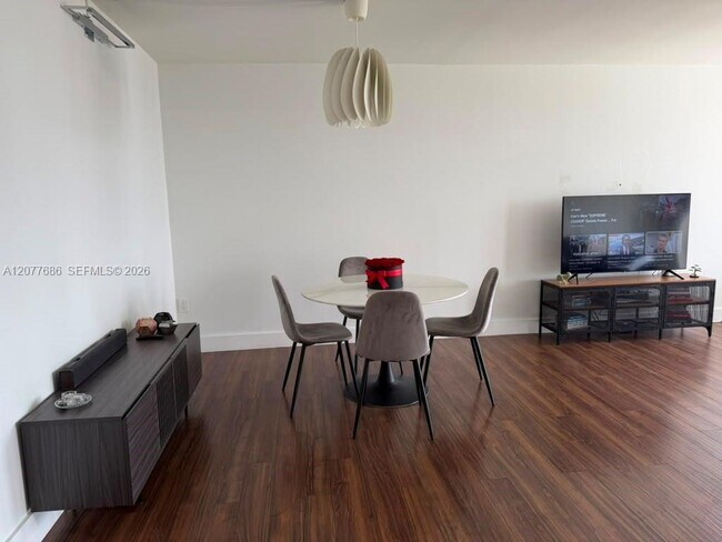 Photo - 3375 N Country Club Dr Unit 607