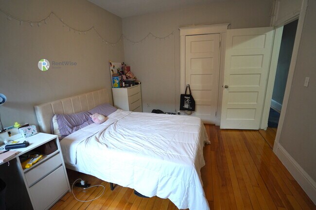 Photo - 228 South St