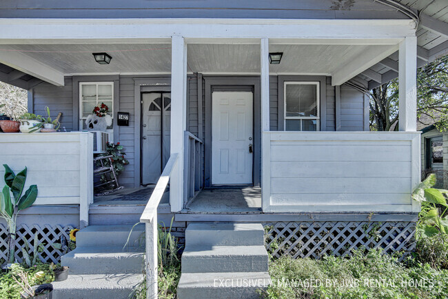 Building Photo - 1425 Cleveland St Rental