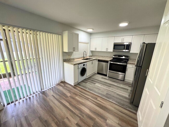 Building Photo - 4501 Treehouse Ln