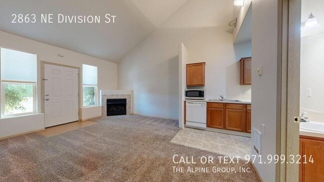 Building Photo - 2863 NE Division St Rental