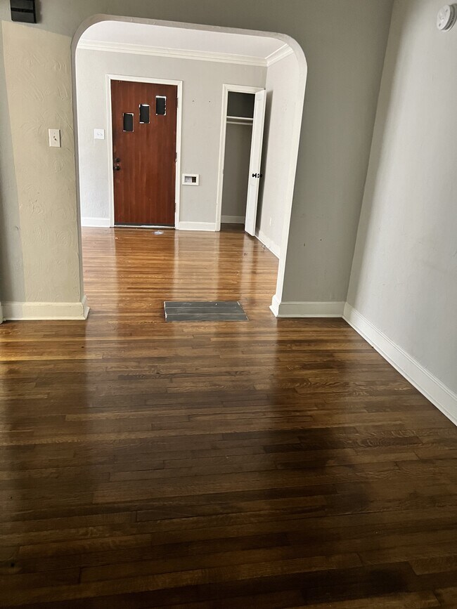 Photo - 764 Dunn Ave