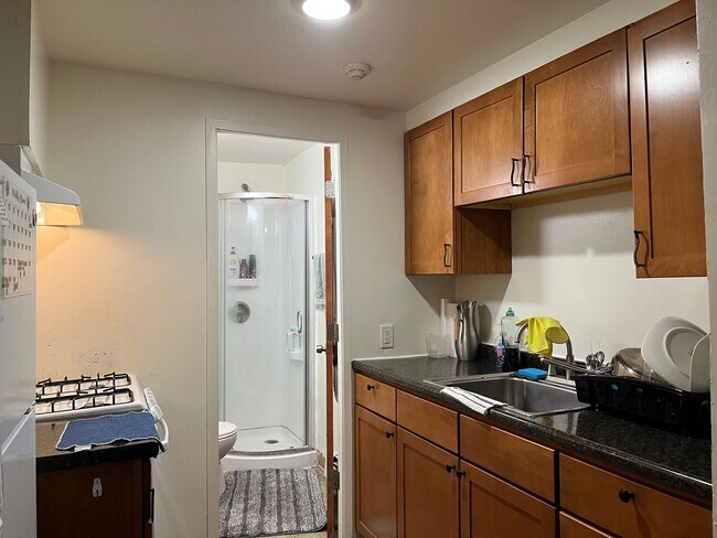 Edgecliff Apartments