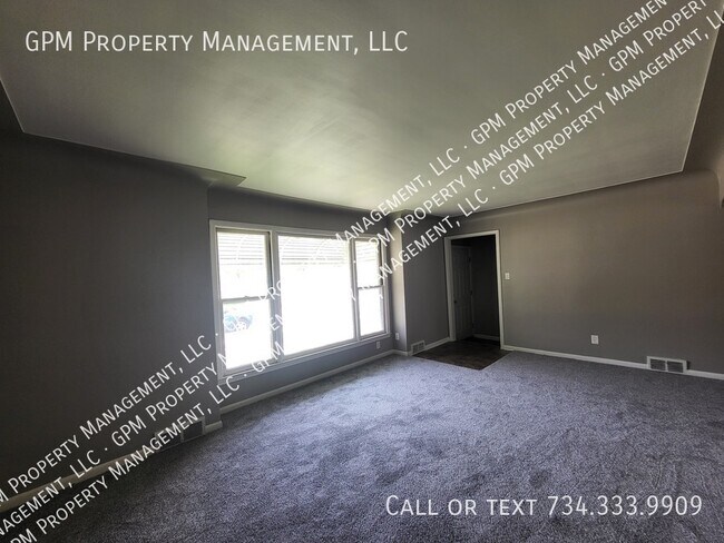 Photo - 15305 Evergreen Ave