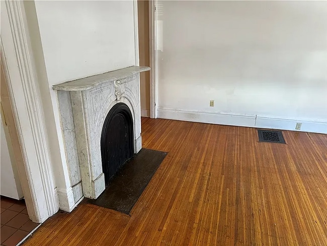 Photo - 525 Averill Ave Unit #1