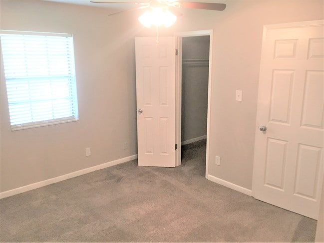 Photo - Bay Oaks Condominiums I