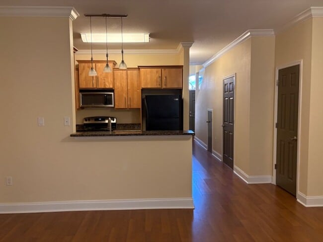 Photo - 532 Valparaiso Pkwy