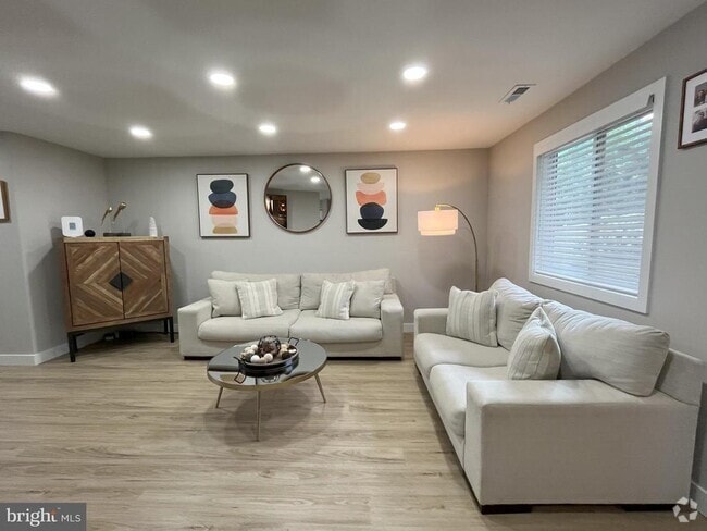 Building Photo - 402 Mulberry Cove Unit A Rental