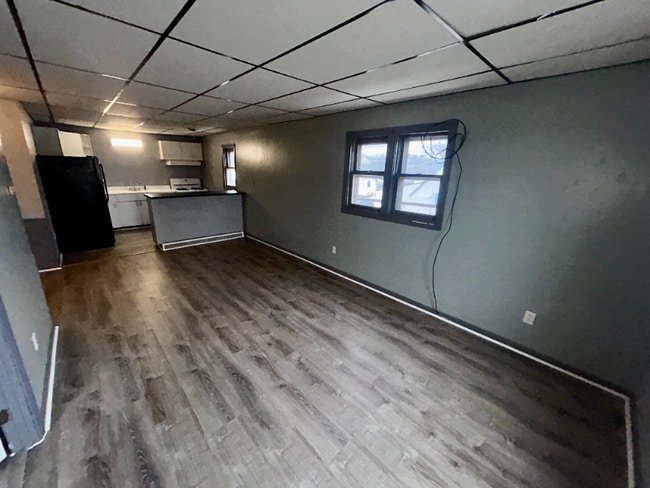 Photo - 102 S Main St Unidad 2B