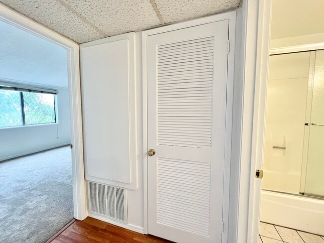 Photo - 3565 Linden Ave