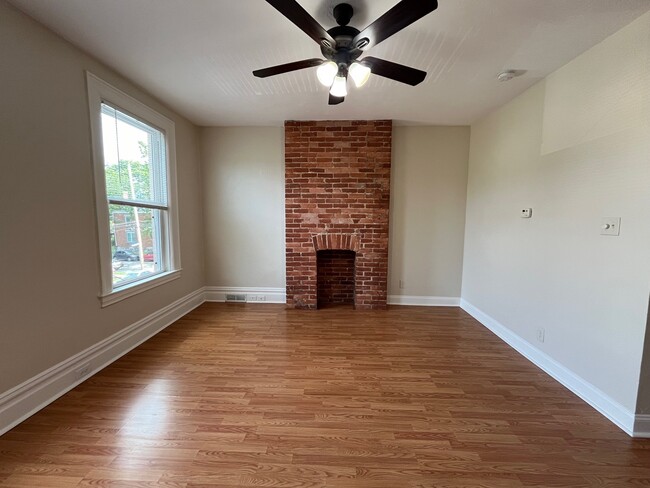 Photo - 837 Highview St Unit #2