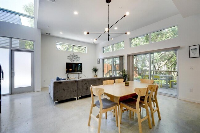 Photo - 3110 Clawson Rd