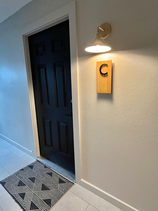 Photo - 10925 Otsego St Unidad A