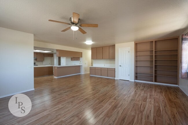 Photo - Fresno Westside Farm Home, 2BR/2BA, Built 1992 – Modern Updates!