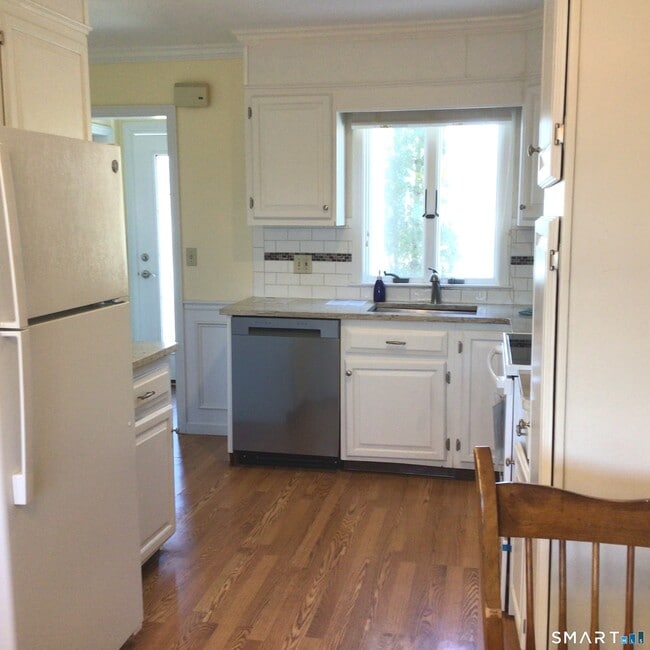 Photo - 15 Bon Air Ave