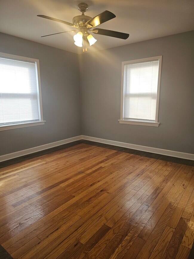 Photo - 7630 S Jeffery Blvd Unit 1