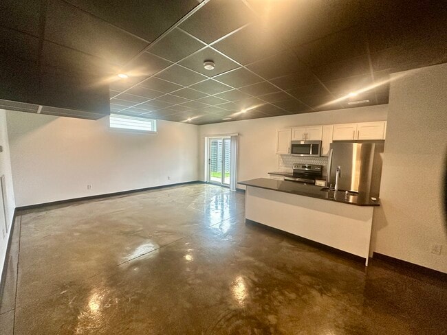 Photo - 1818 River Dr