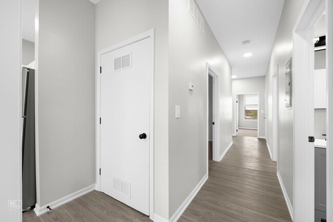 Photo - 8954 S Commercial Ave Chicago, IL 60617