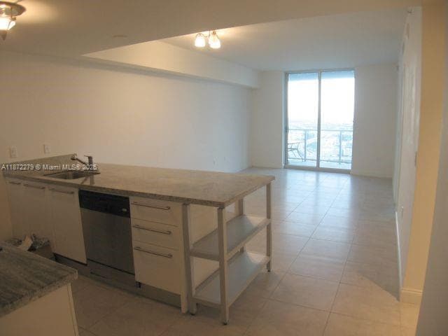 Photo - 185 SW 7th St Unidad 2803 Rental