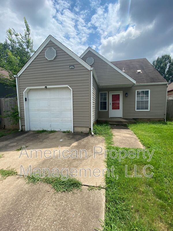 Building Photo - 1802 W 62nd St Rental