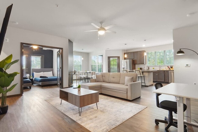 Building Photo - 1540 Dunn Rd Unit ID1284649P Rental