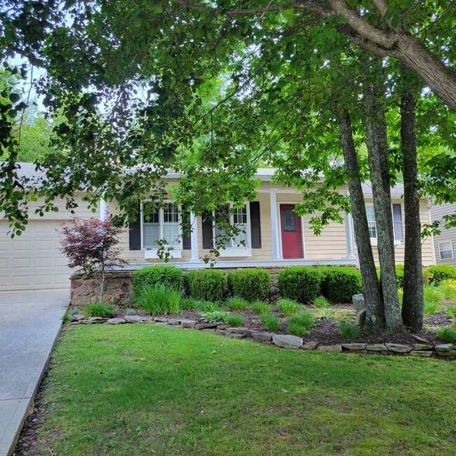 Photo - 110 Hilton Ln