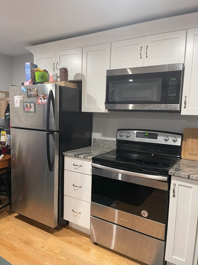 Photo - 14 Edgerly Pl Unidad 3