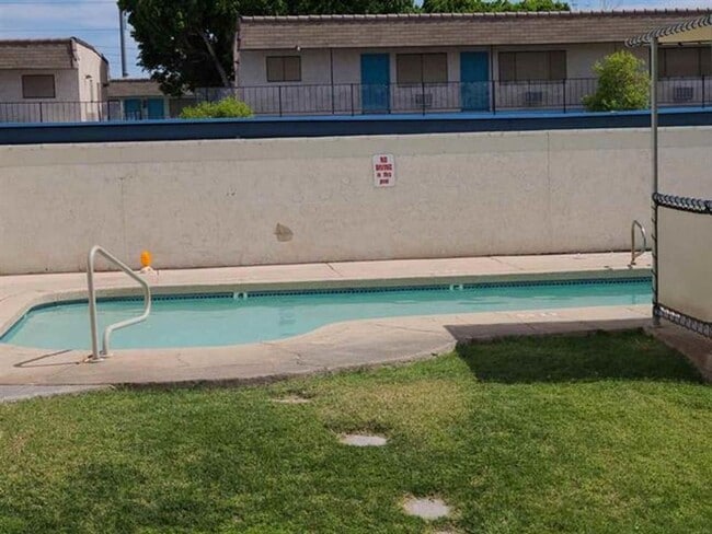 Photo - 953 W Cortez Ln