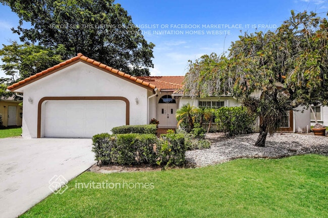 Building Photo - 8017 NW 83rd St Rental