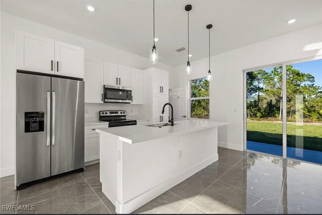 Photo - 905 Wabasso Ct