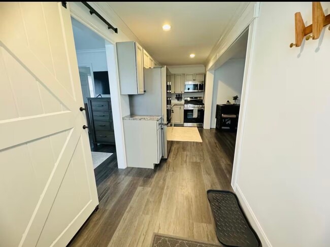 Photo - 10 Palmer St Unit Suite 1