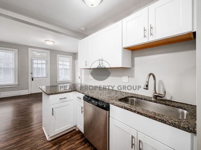 Building Photo - 26 E 2nd Ave Unit 19