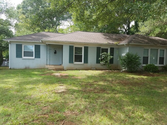 Building Photo - 1903 Middle Tennessee Blvd Rental