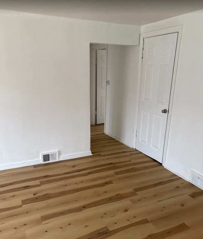 Photo - 1749 Stewart Blvd