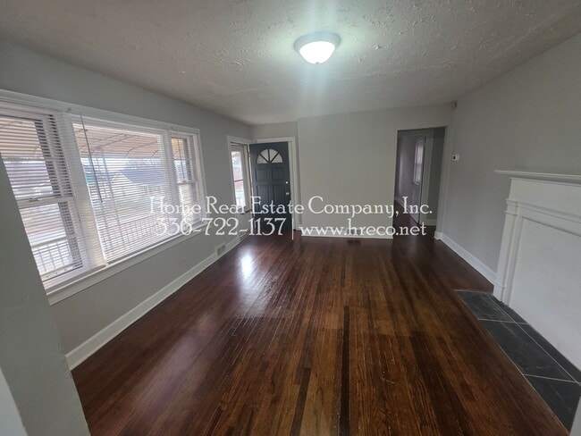 Photo - 1209 E. Third Street