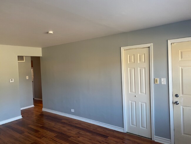 Photo - 444 W Hickory St Unit 1