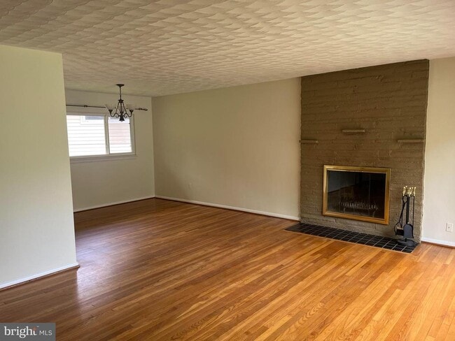Photo - 5101 Danbury Rd