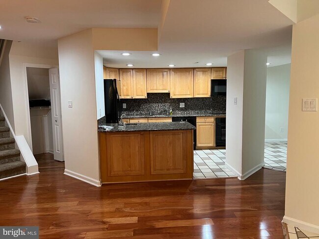 Photo - 1710 Chanticleer